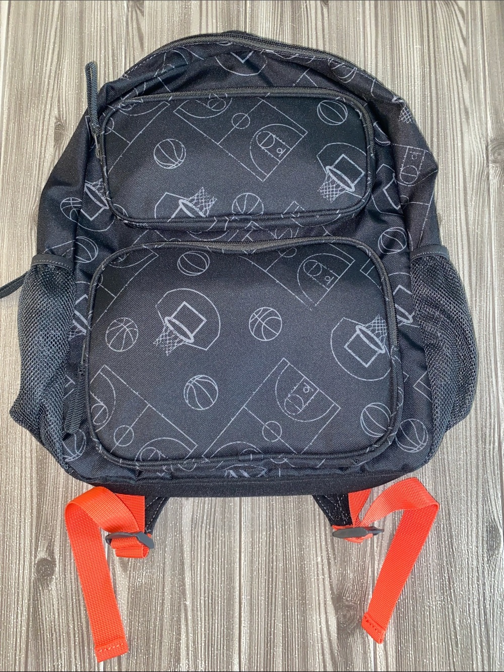 Boys' 16" Two Pocket Basketball Printed Backpack - Cat & Jack™
Charcoal Gray